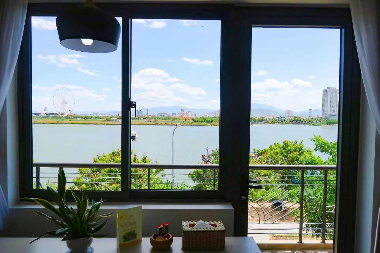 Sundrops Corner & Cafe Apartment Da Nang